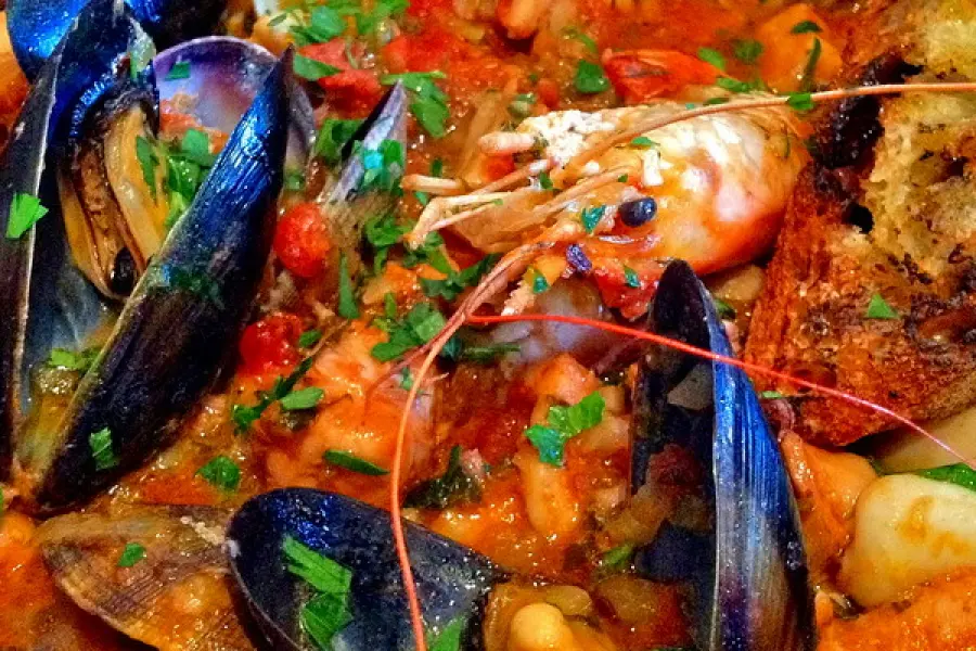 Cacciucco Day compie 10 anni: il 7 novembre Elio Orsara sarà a Poggibonsi