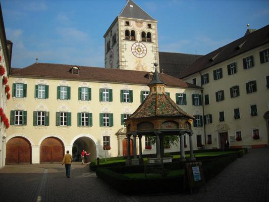 monastero bolzano